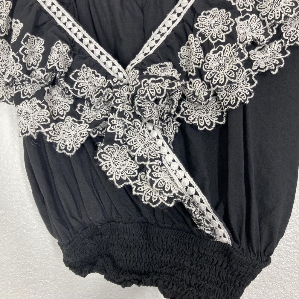 Monograph Anthropologie Blouse XL Black Embroidered Floral Ruffle Crop Top Boho - Picture 4 of 15